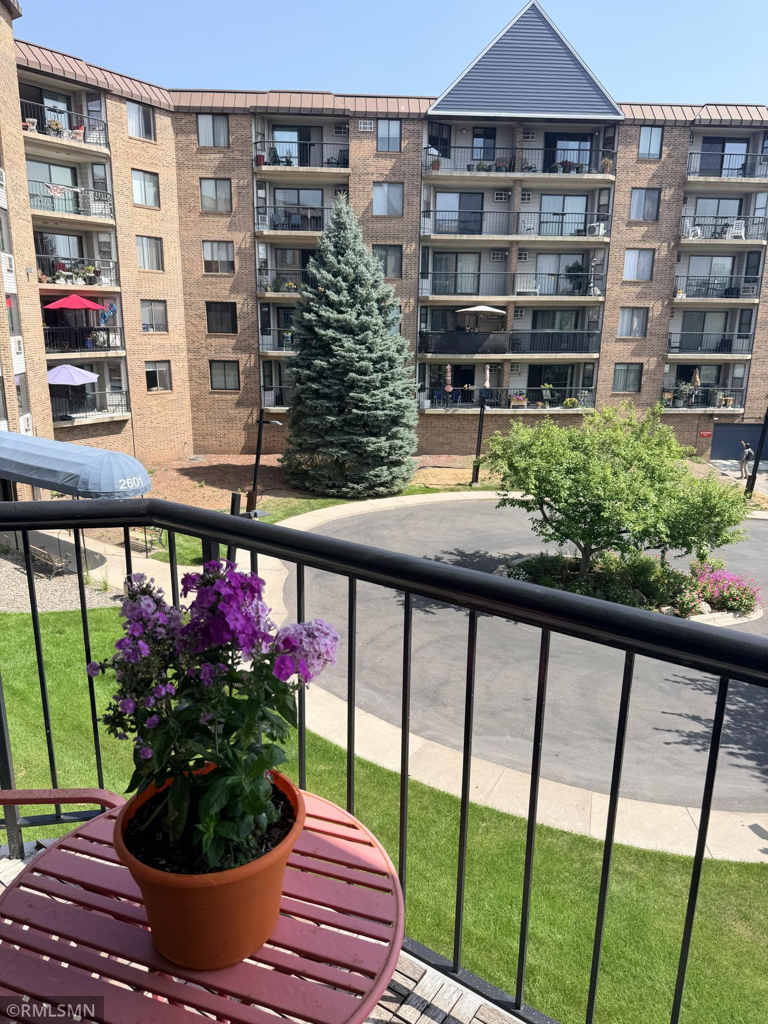 main property photo 35