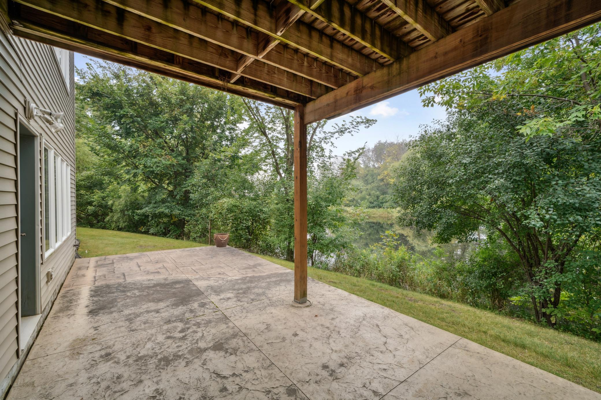 main property photo 39