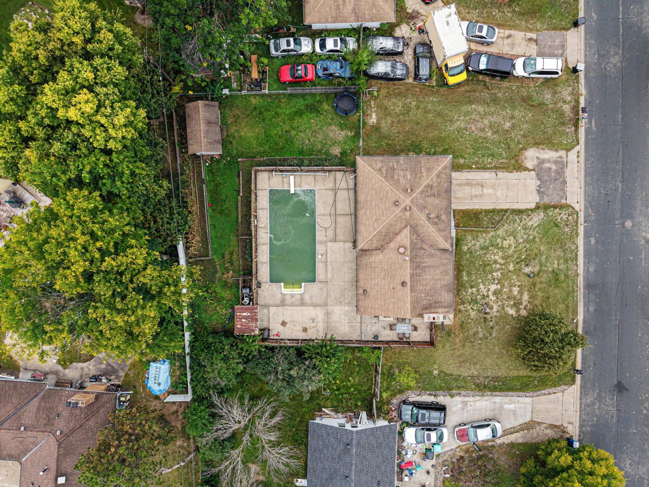 main property photo 21