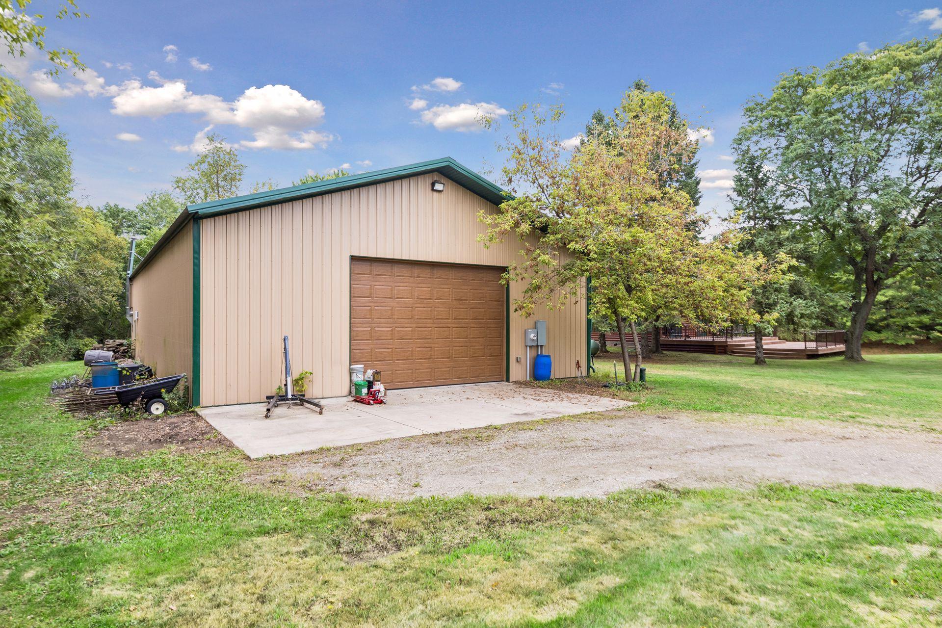 main property photo 79