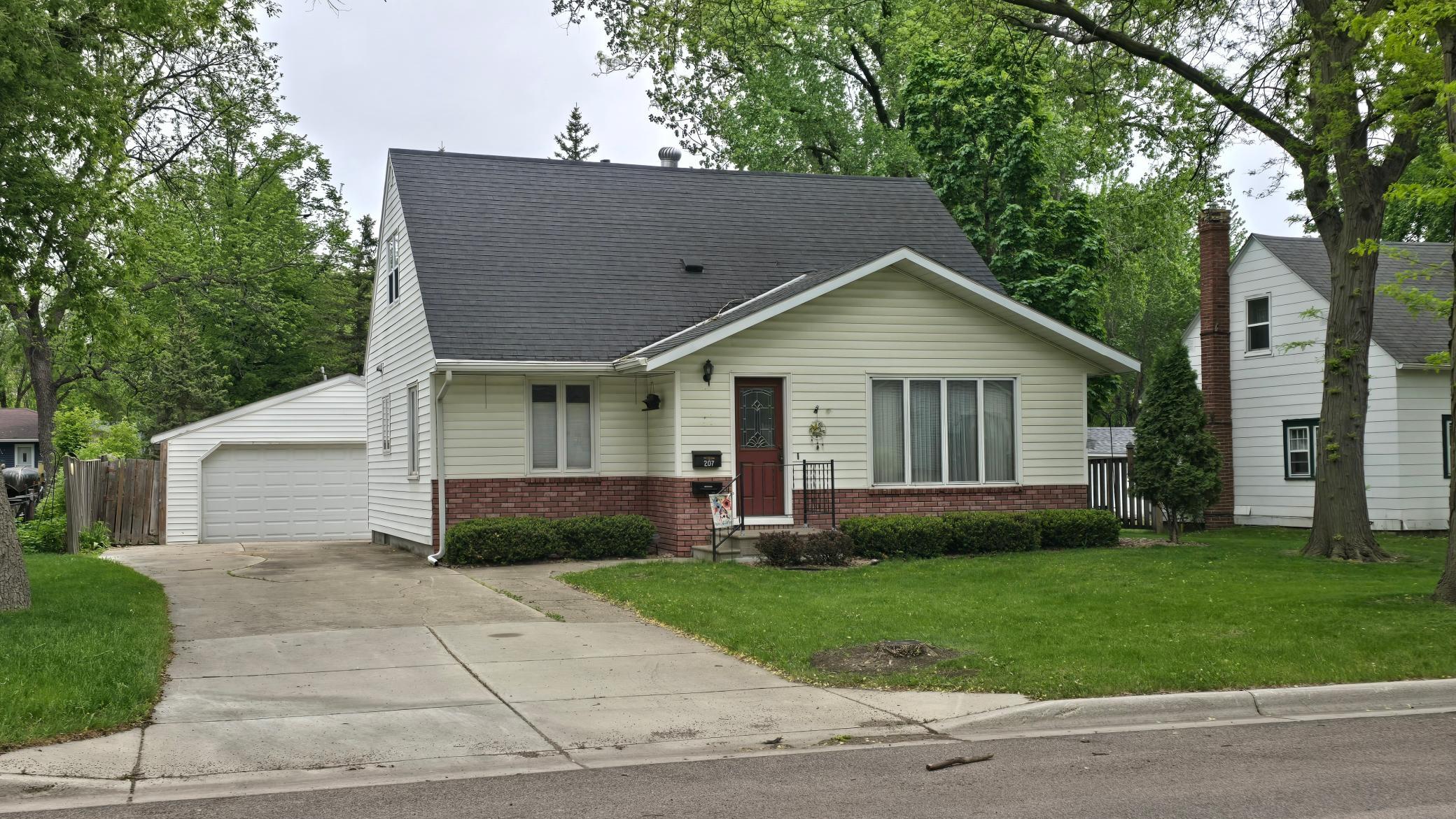 main property photo 42