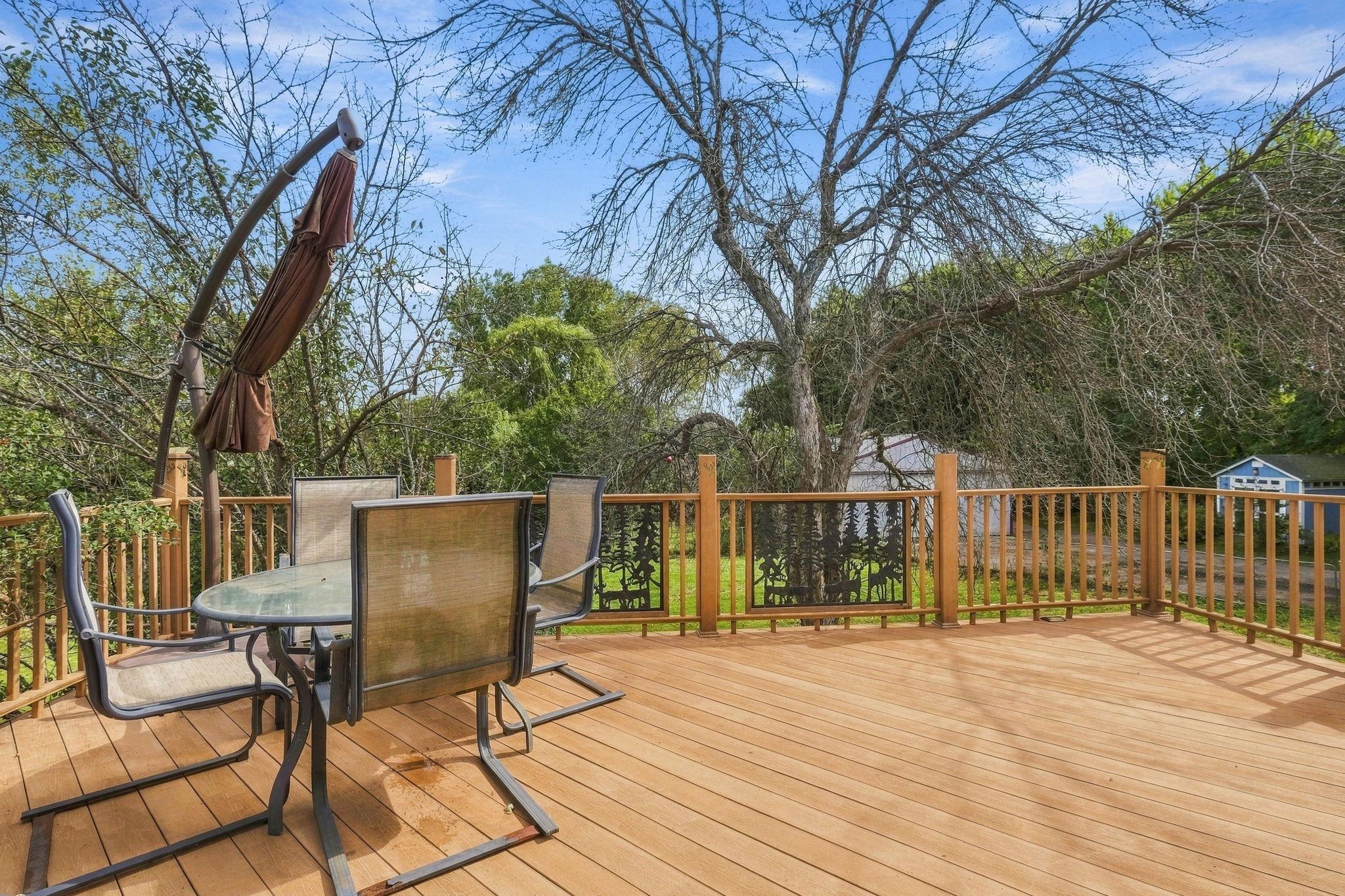 main property photo 19