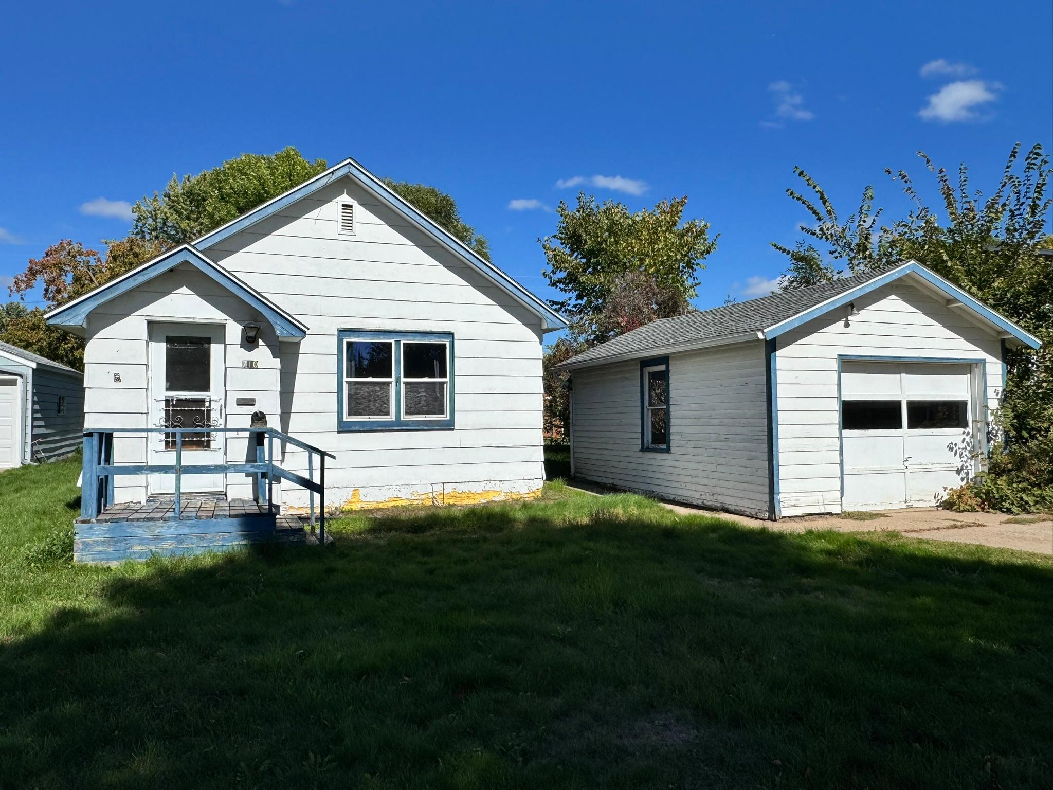 main property photo 37