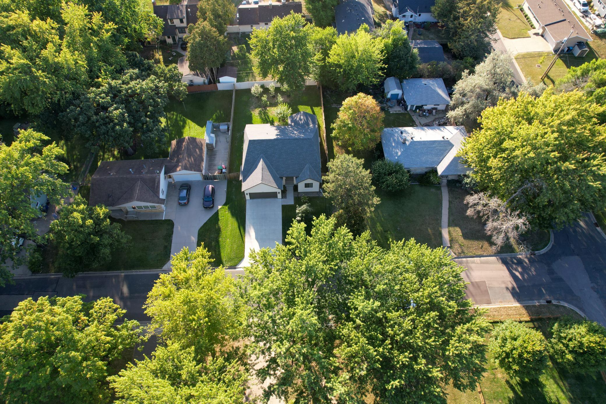 main property photo 25