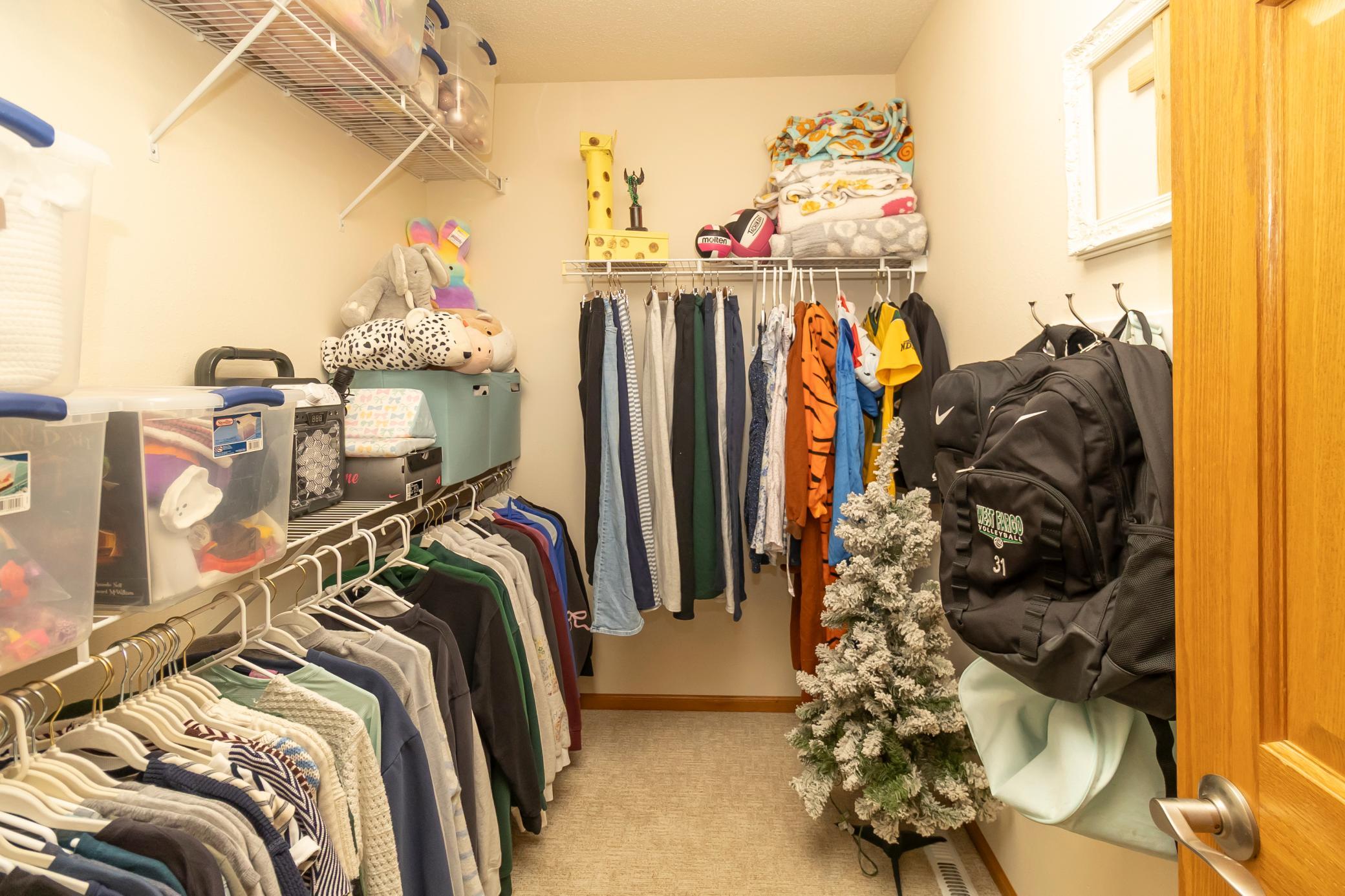 main property photo 50