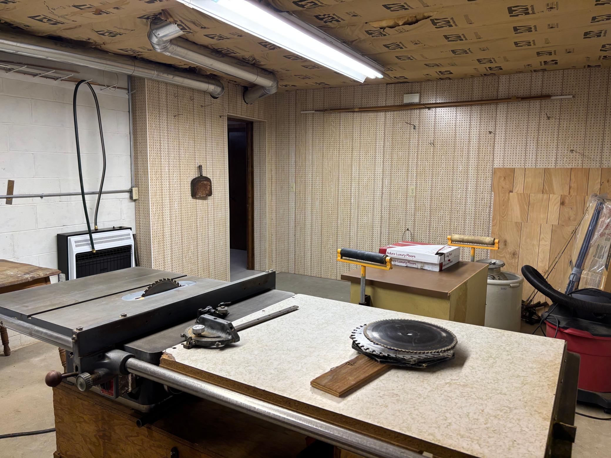 main property photo 80