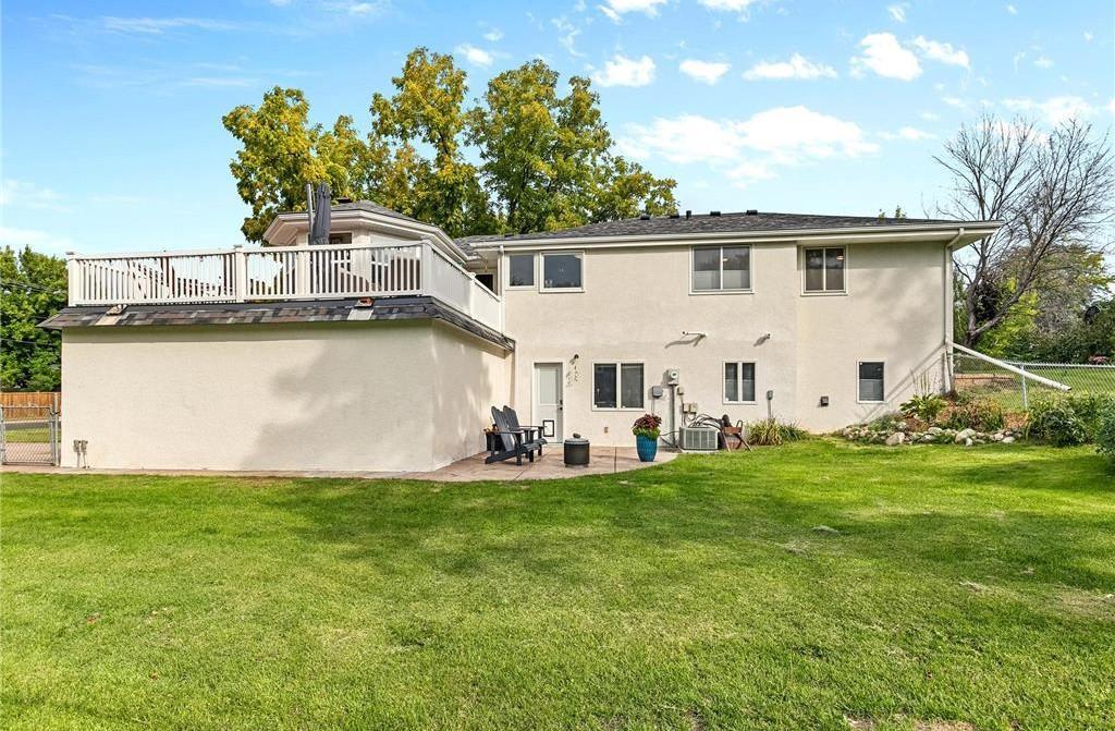 main property photo 29