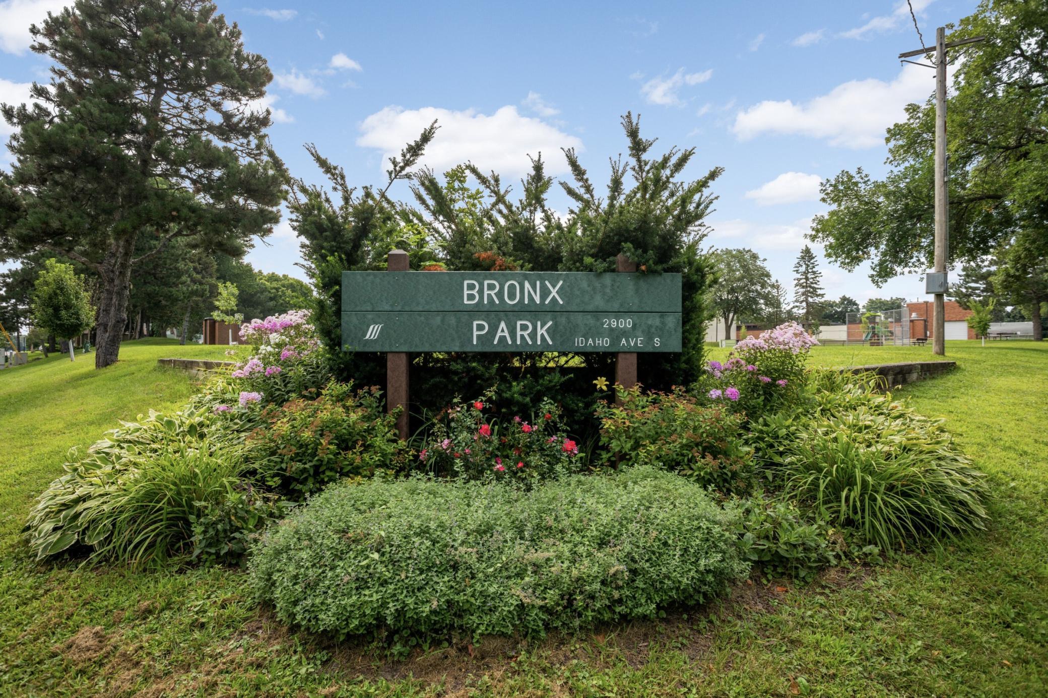 main property photo 33