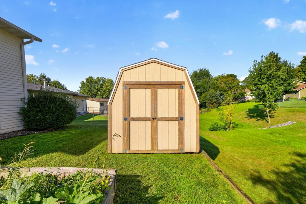 main property photo 48