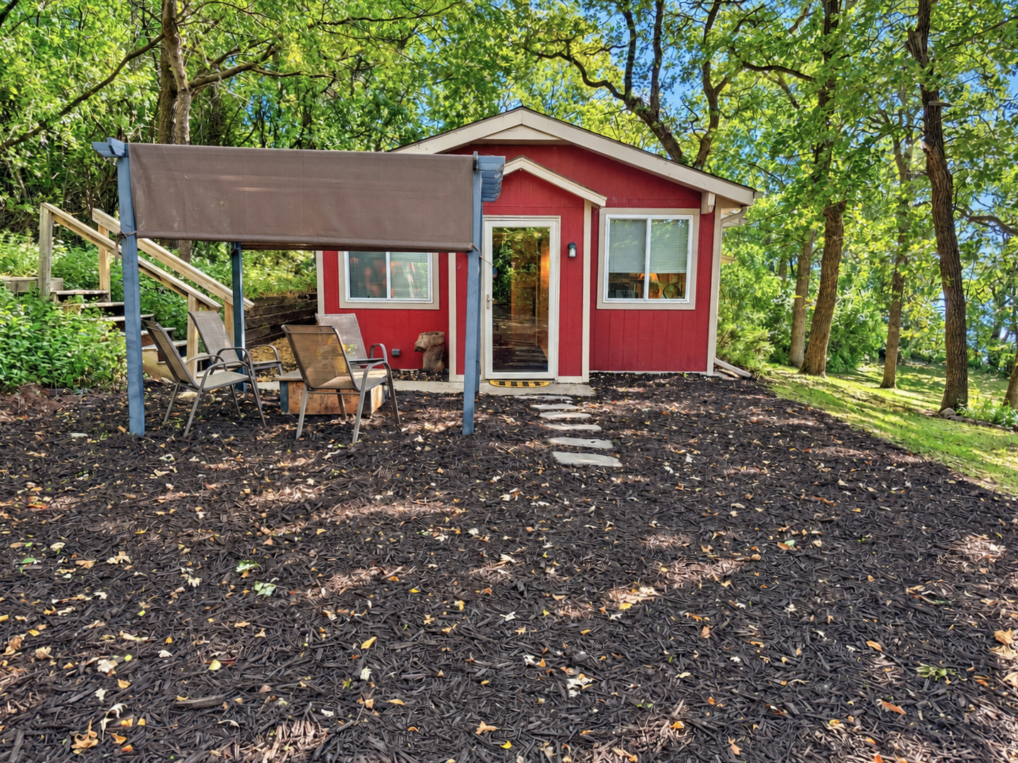 main property photo 30
