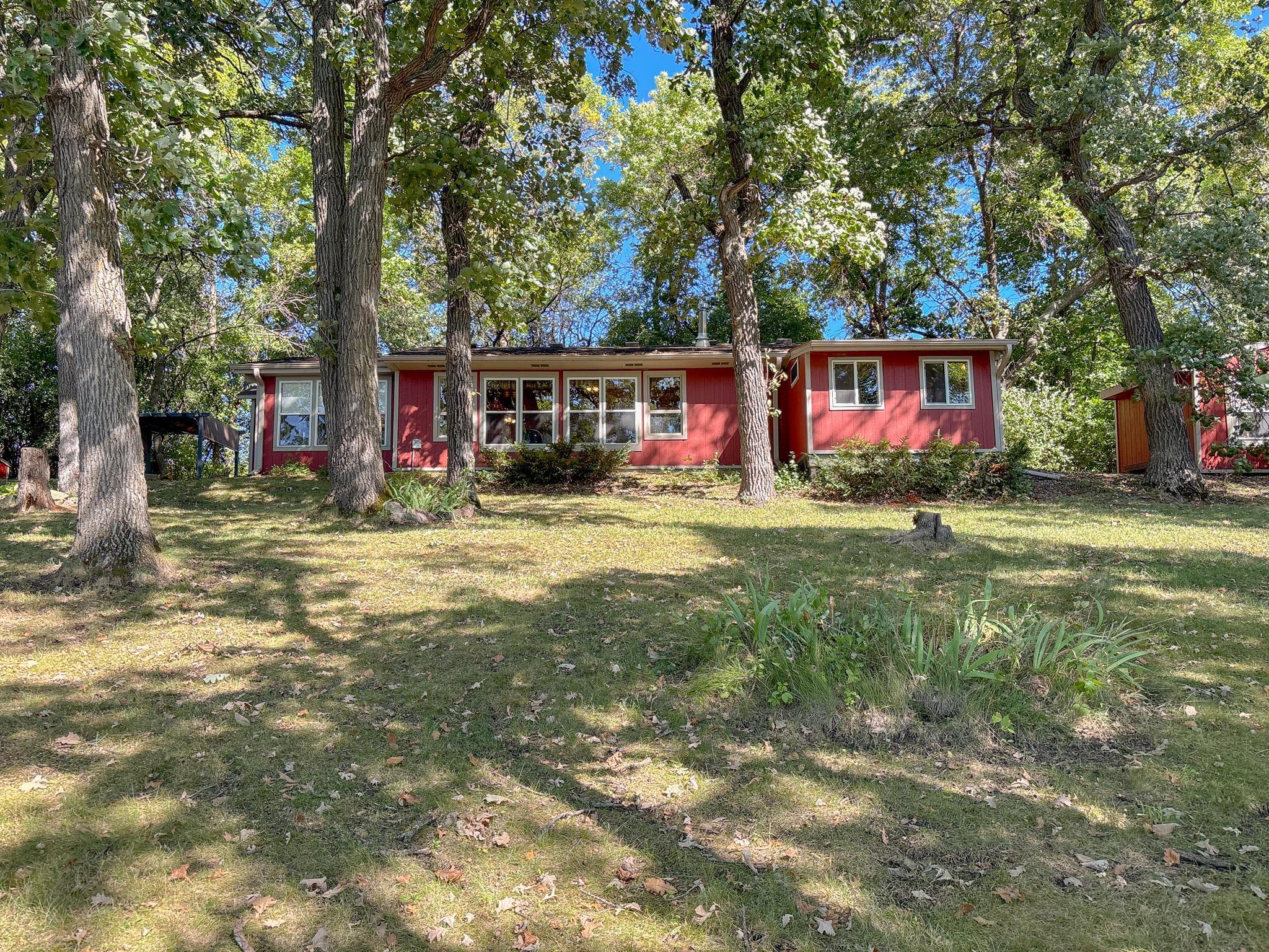 main property photo 45