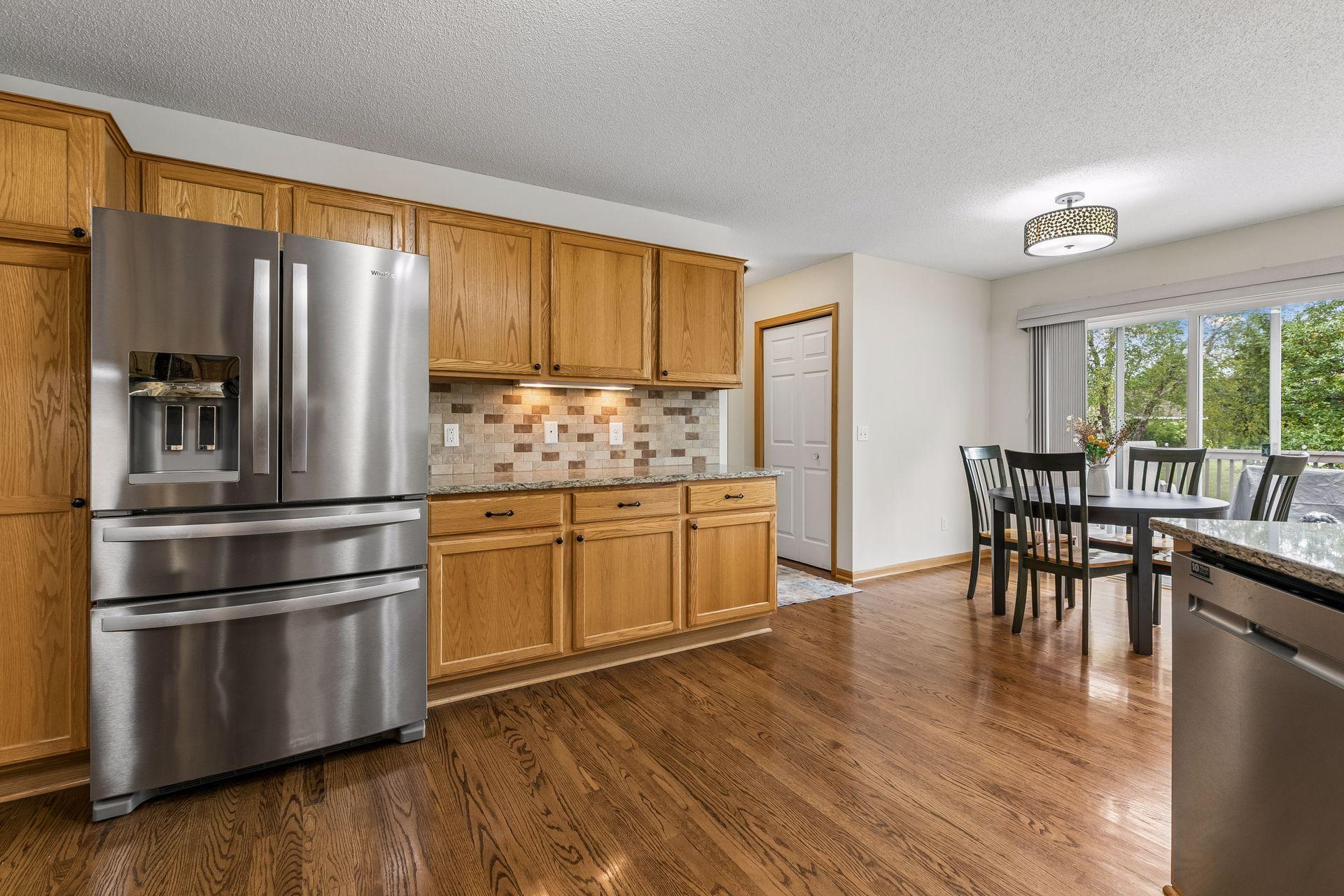 main property photo 6