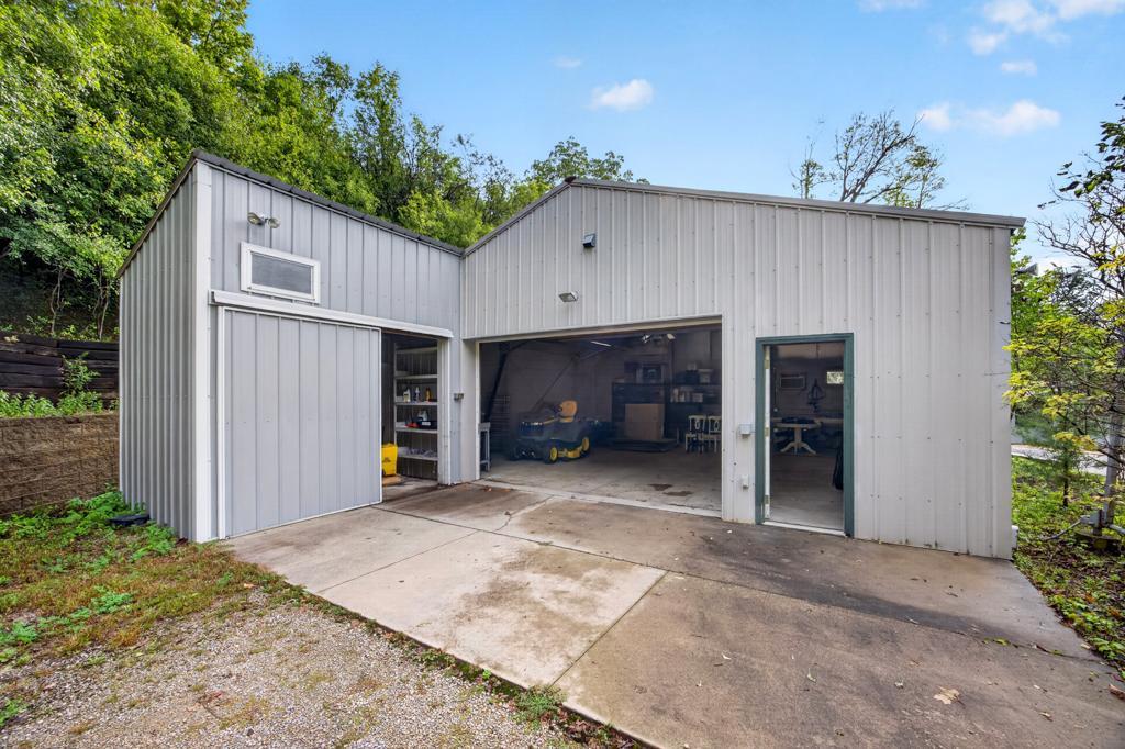 main property photo 60