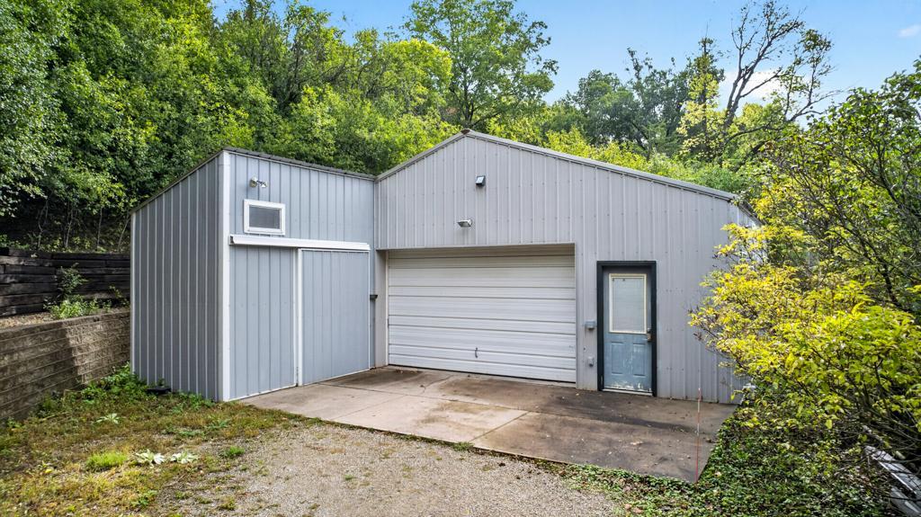 main property photo 61