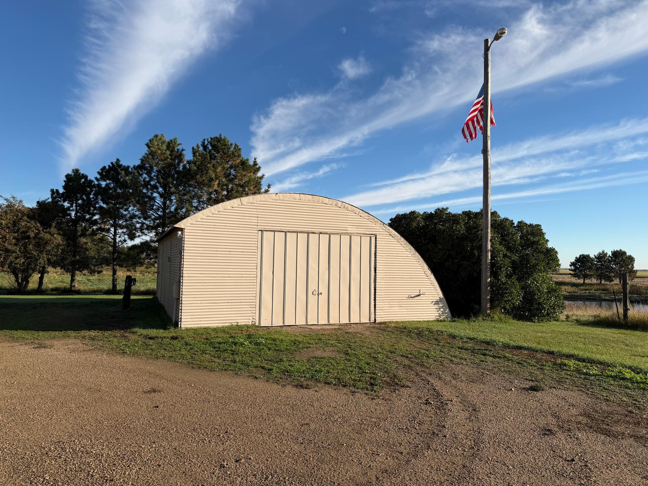 main property photo 20