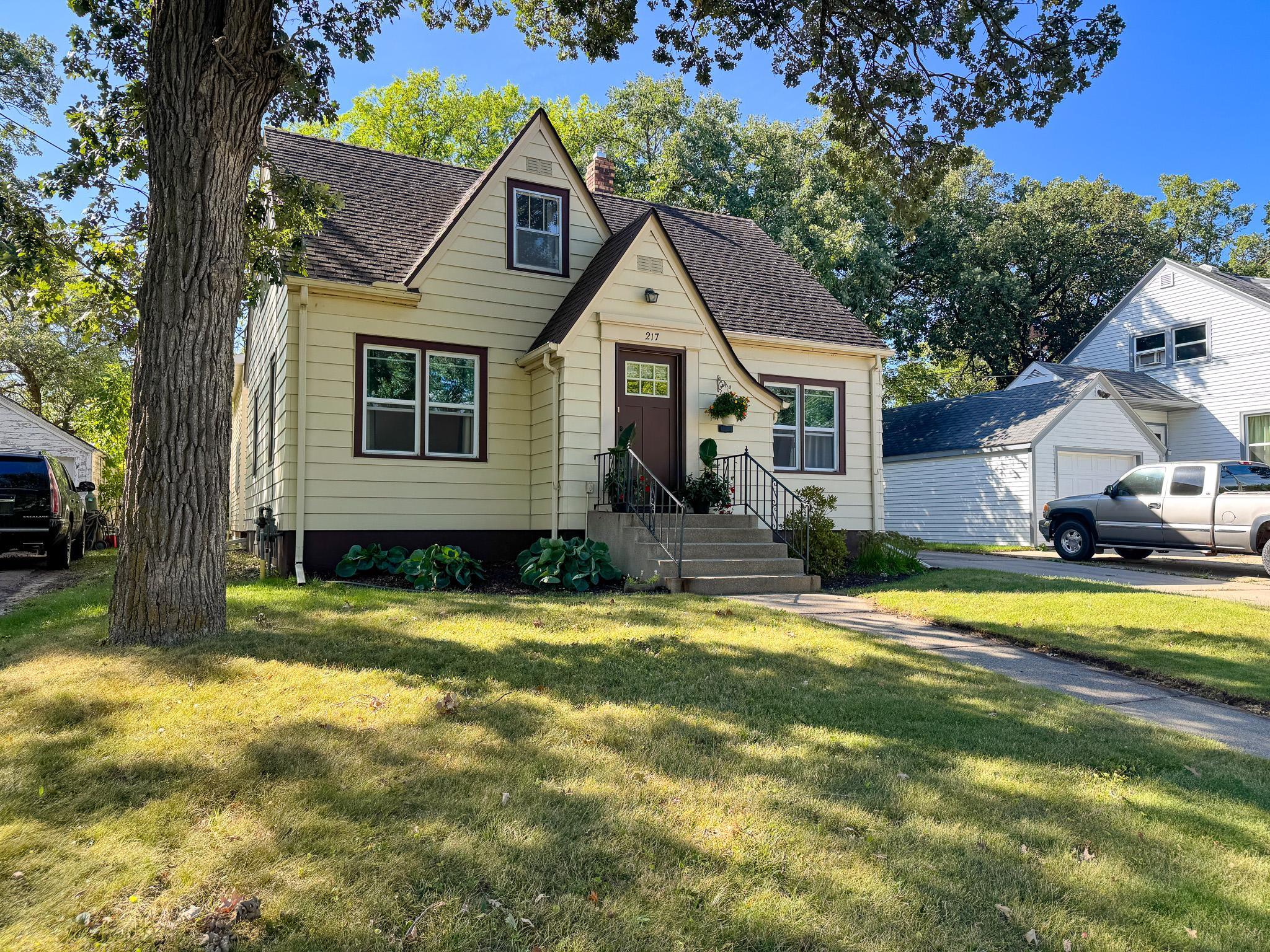 main property photo 38