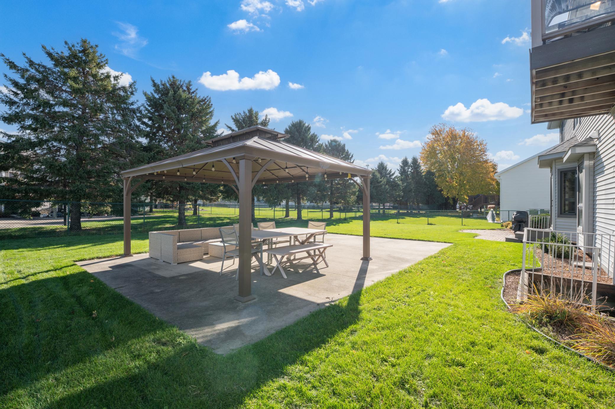 main property photo 59