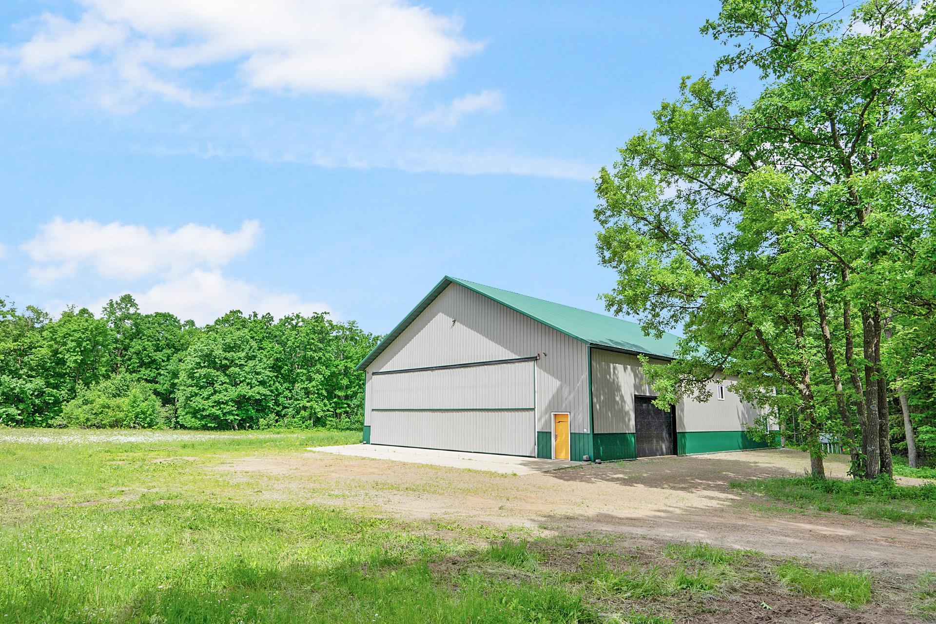 main property photo 50