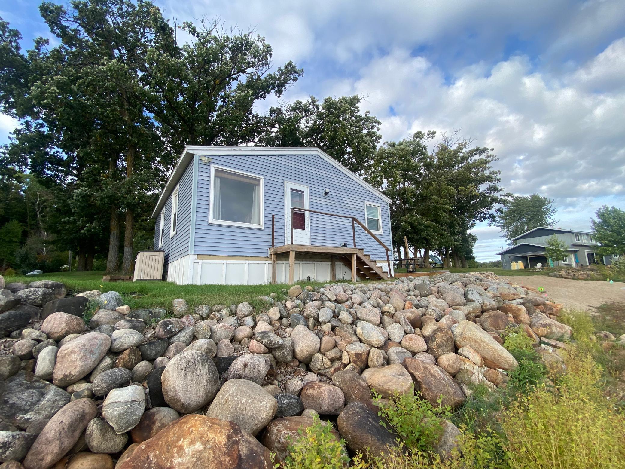 main property photo 9