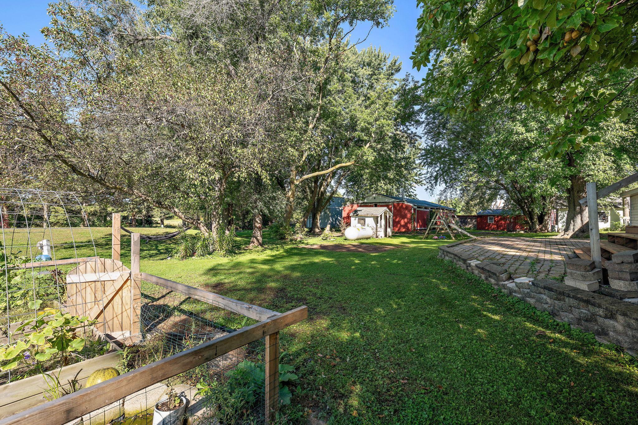 main property photo 47