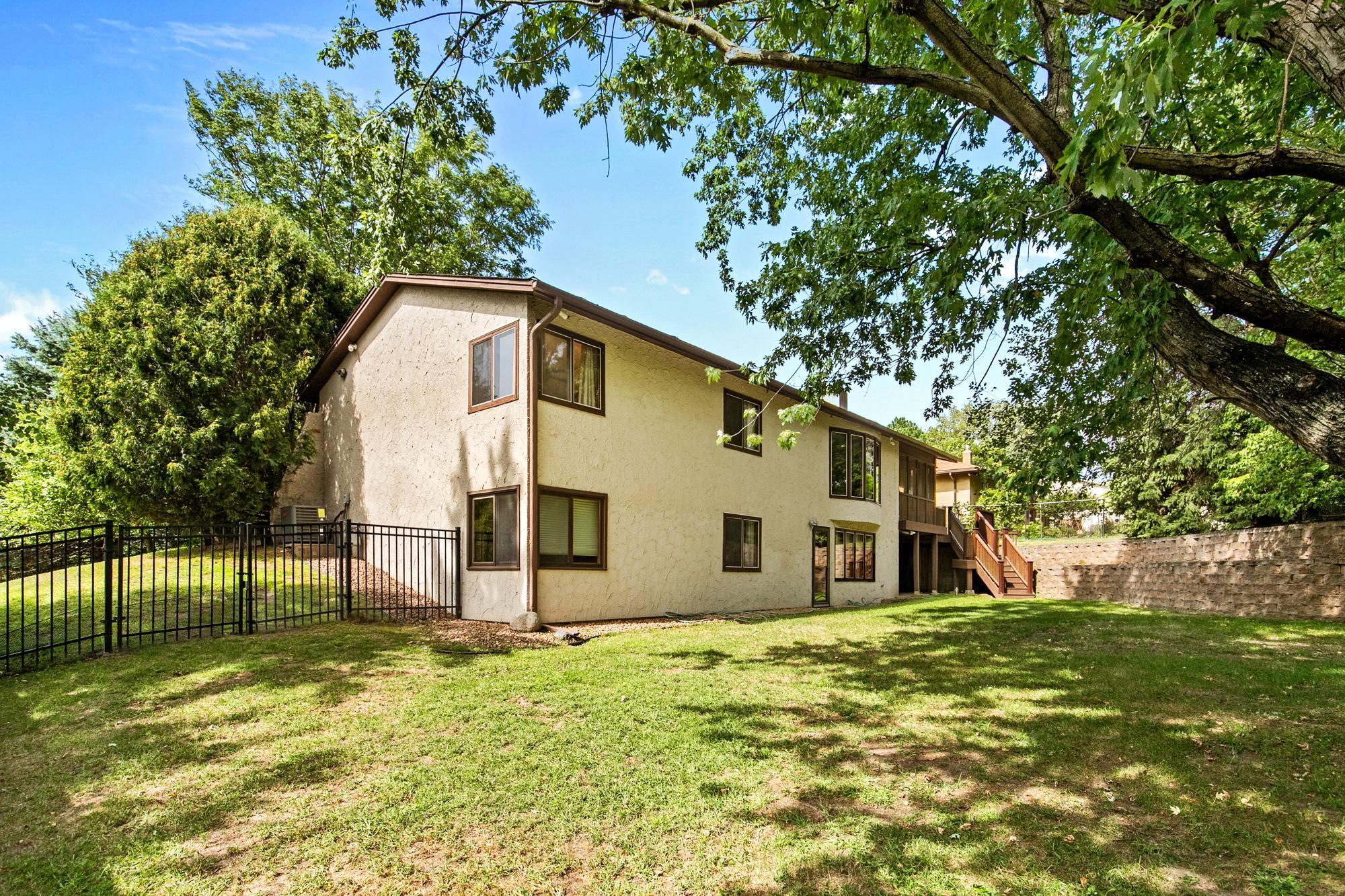 main property photo 39