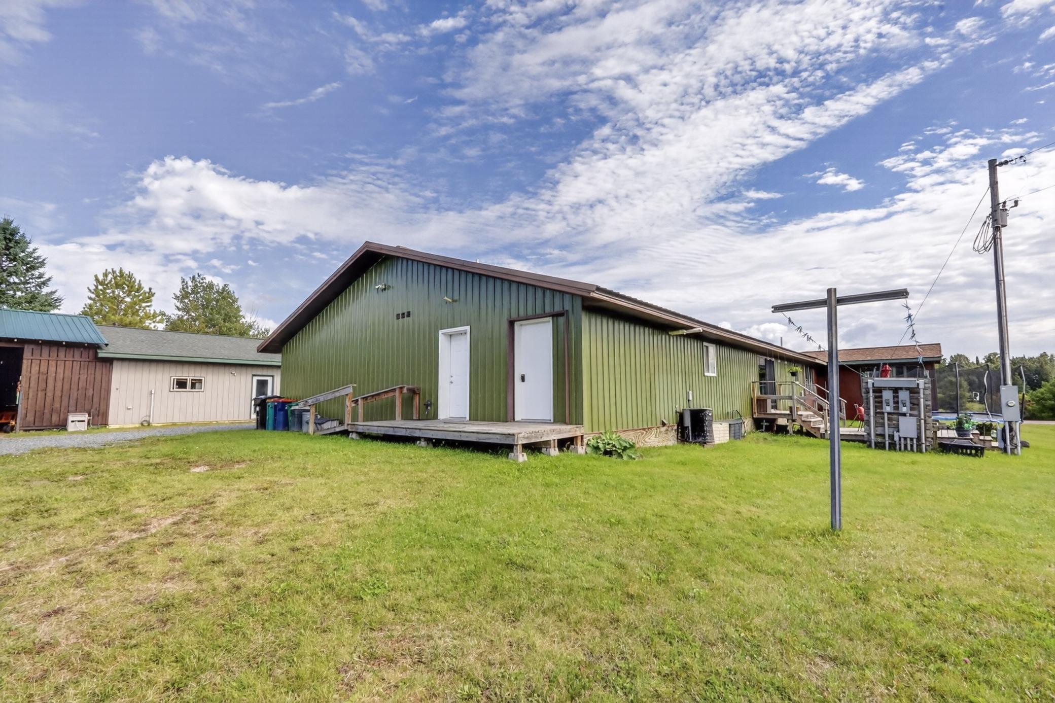 main property photo 14