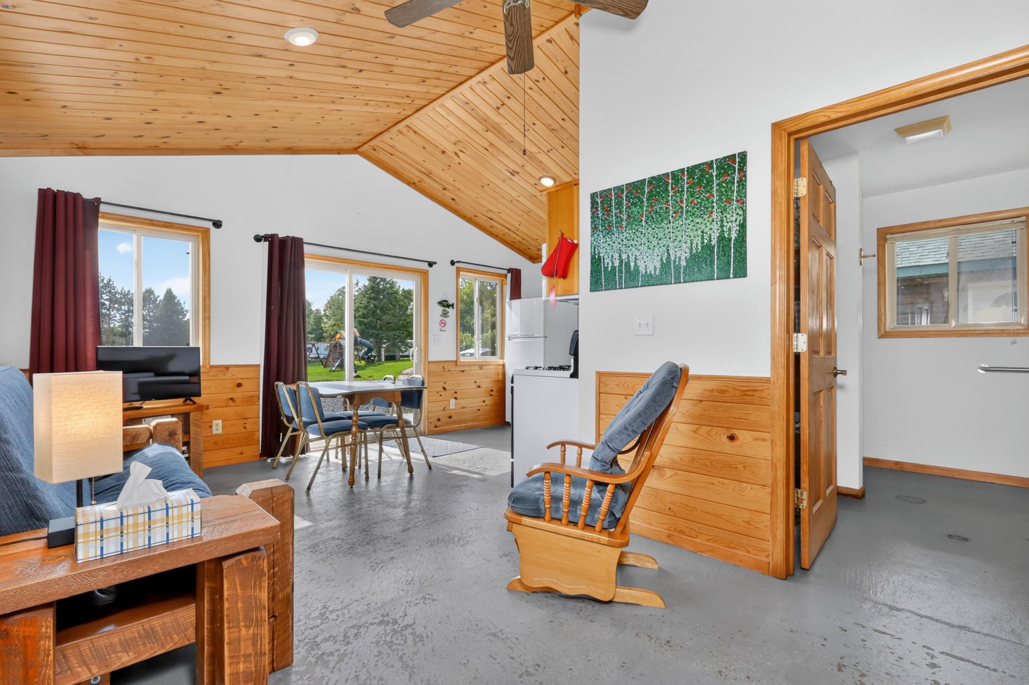 main property photo 51