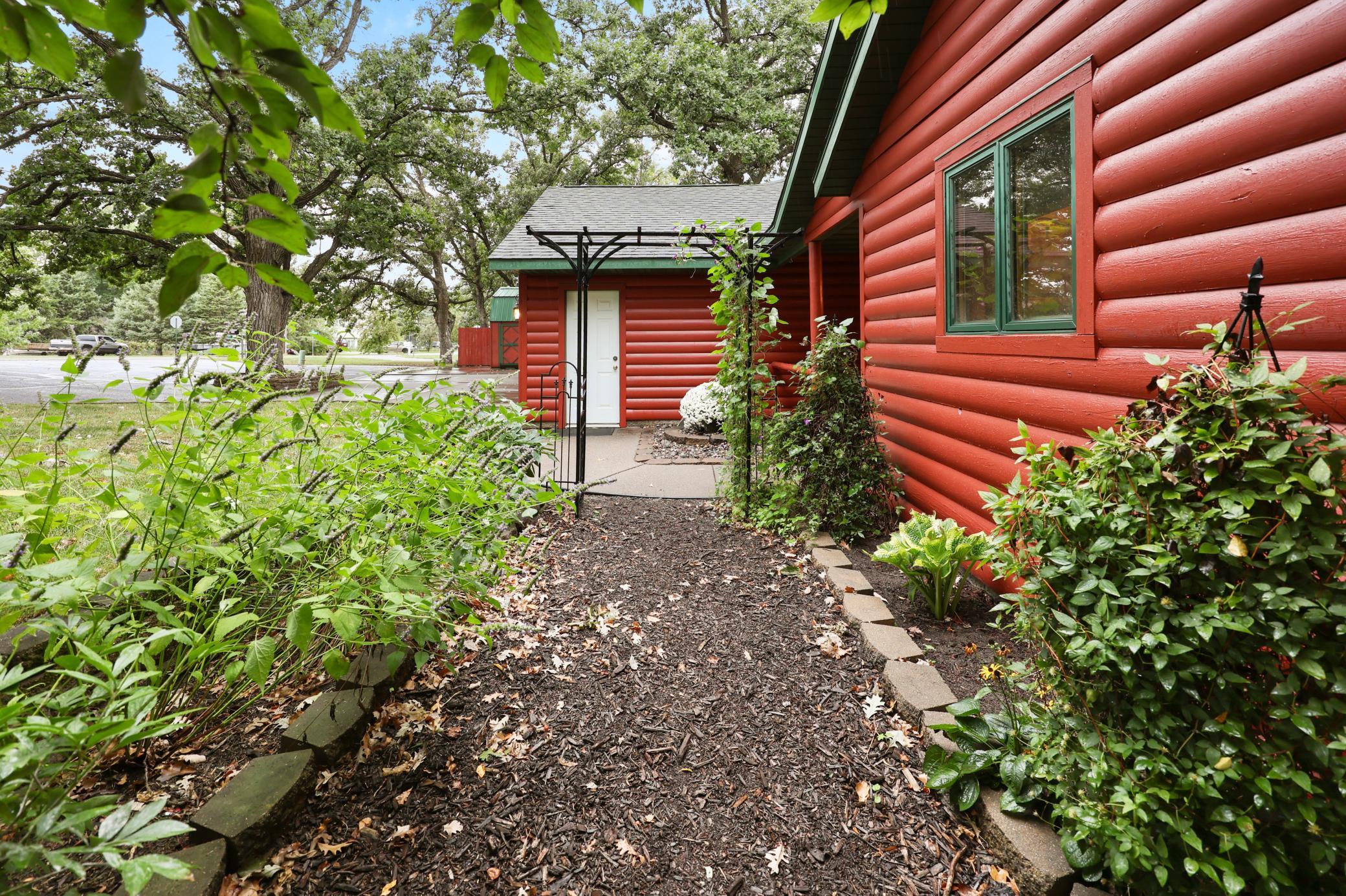 main property photo 18