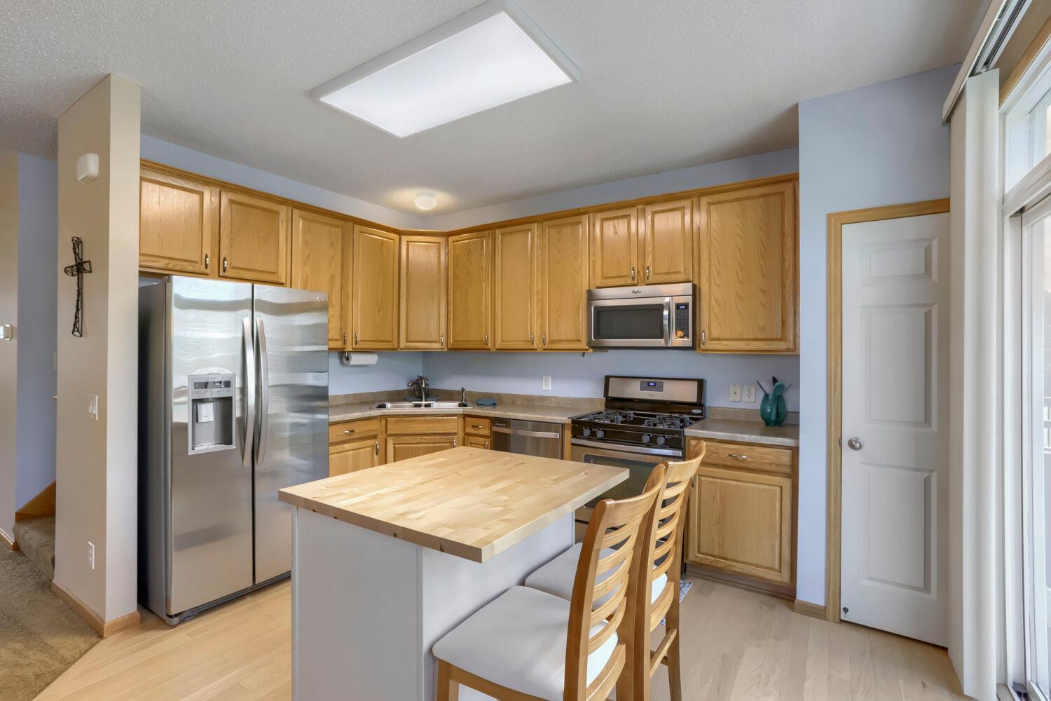 main property photo 2