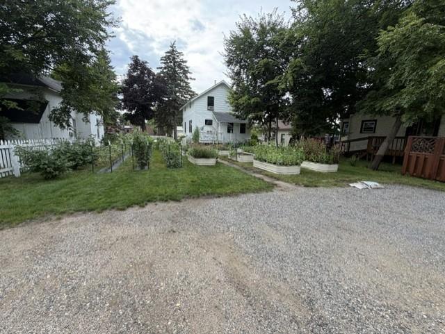 main property photo 11