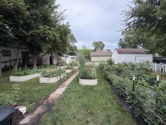 main property photo 12