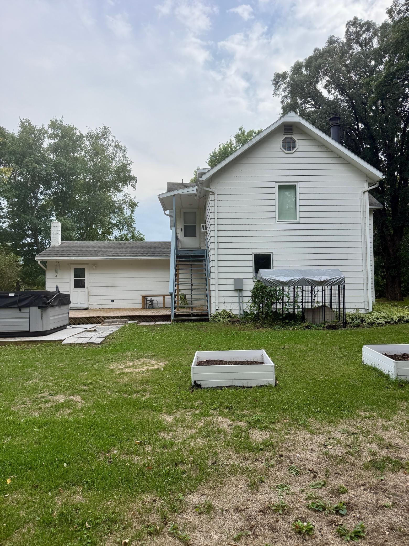 main property photo 50