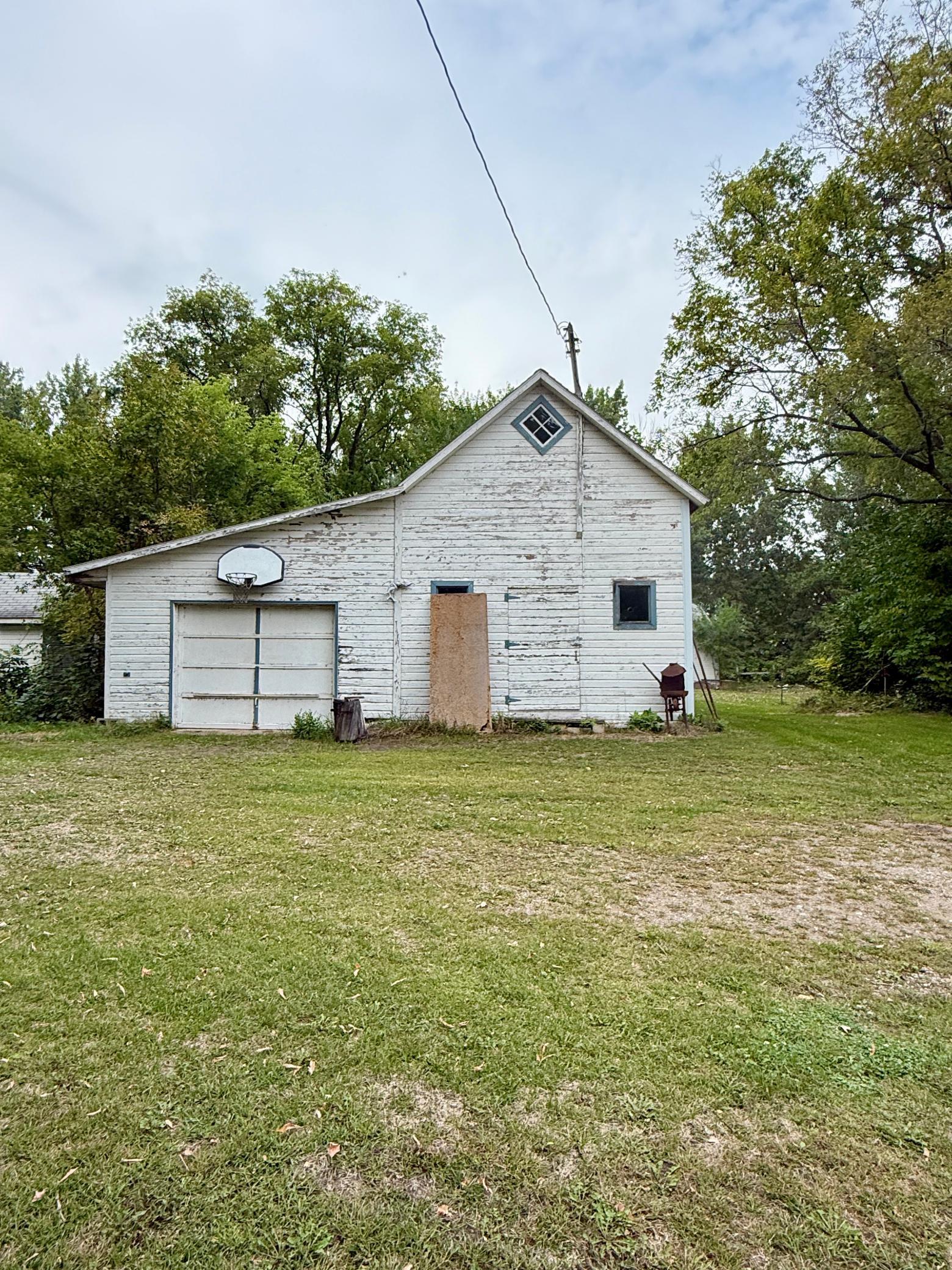 main property photo 57