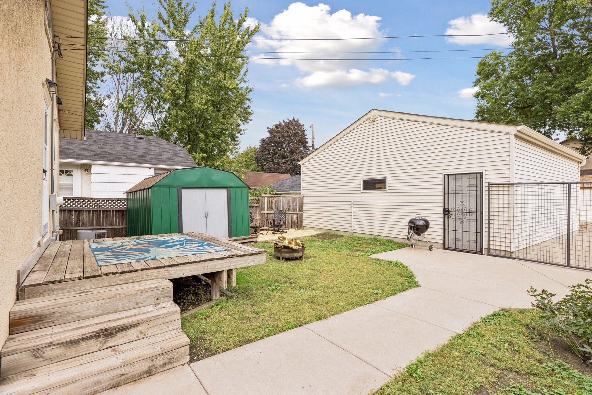 main property photo 22