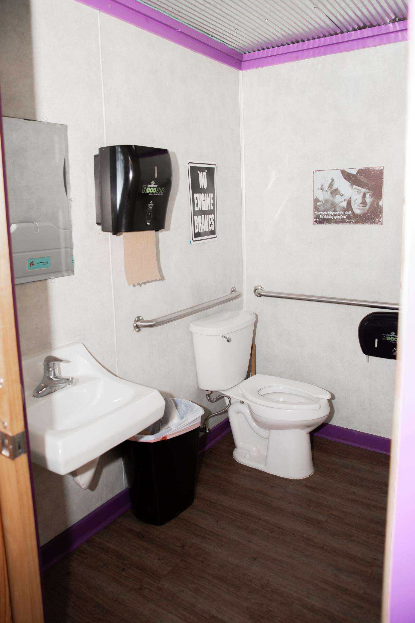 main property photo 13