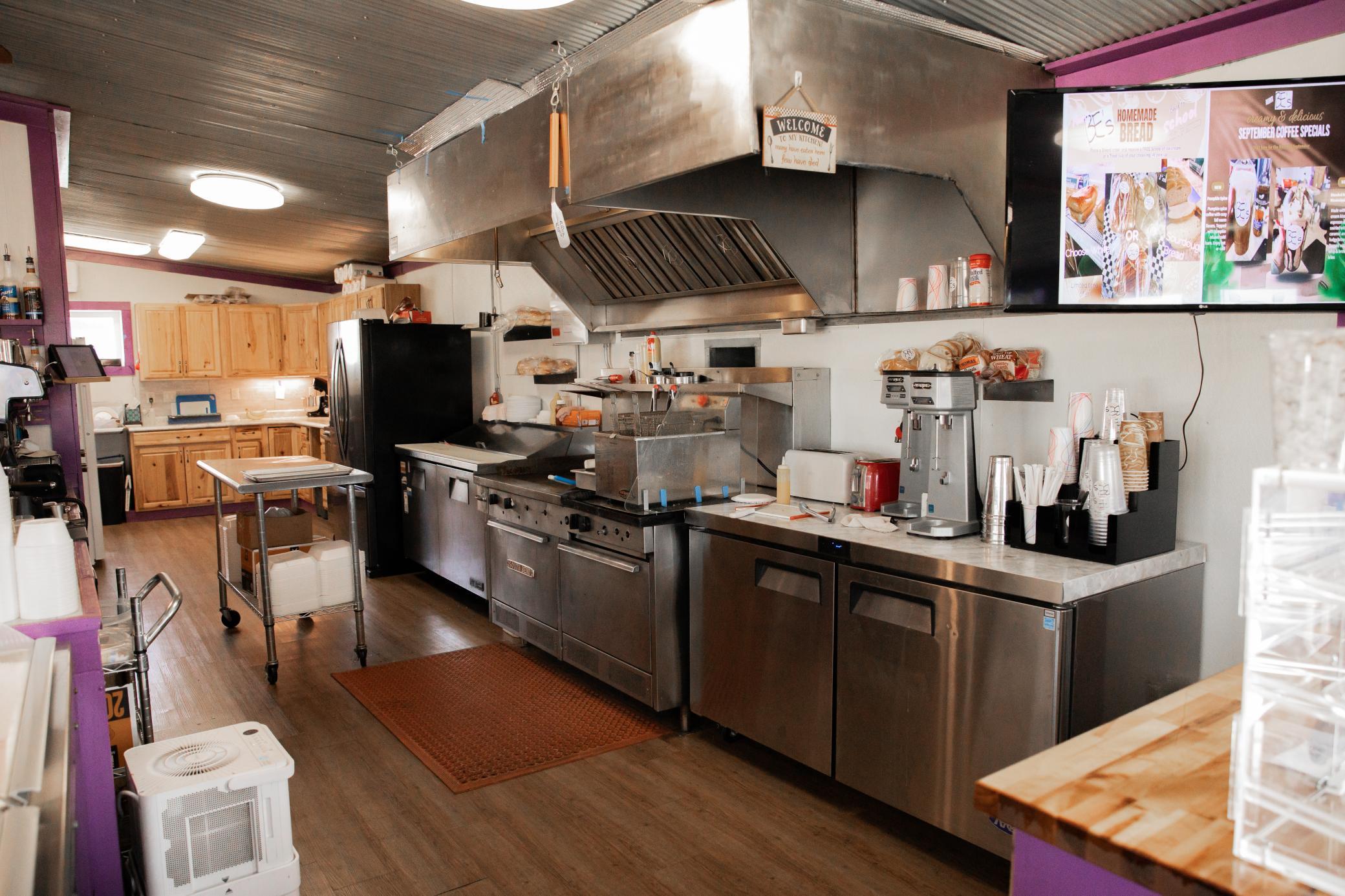 main property photo 8