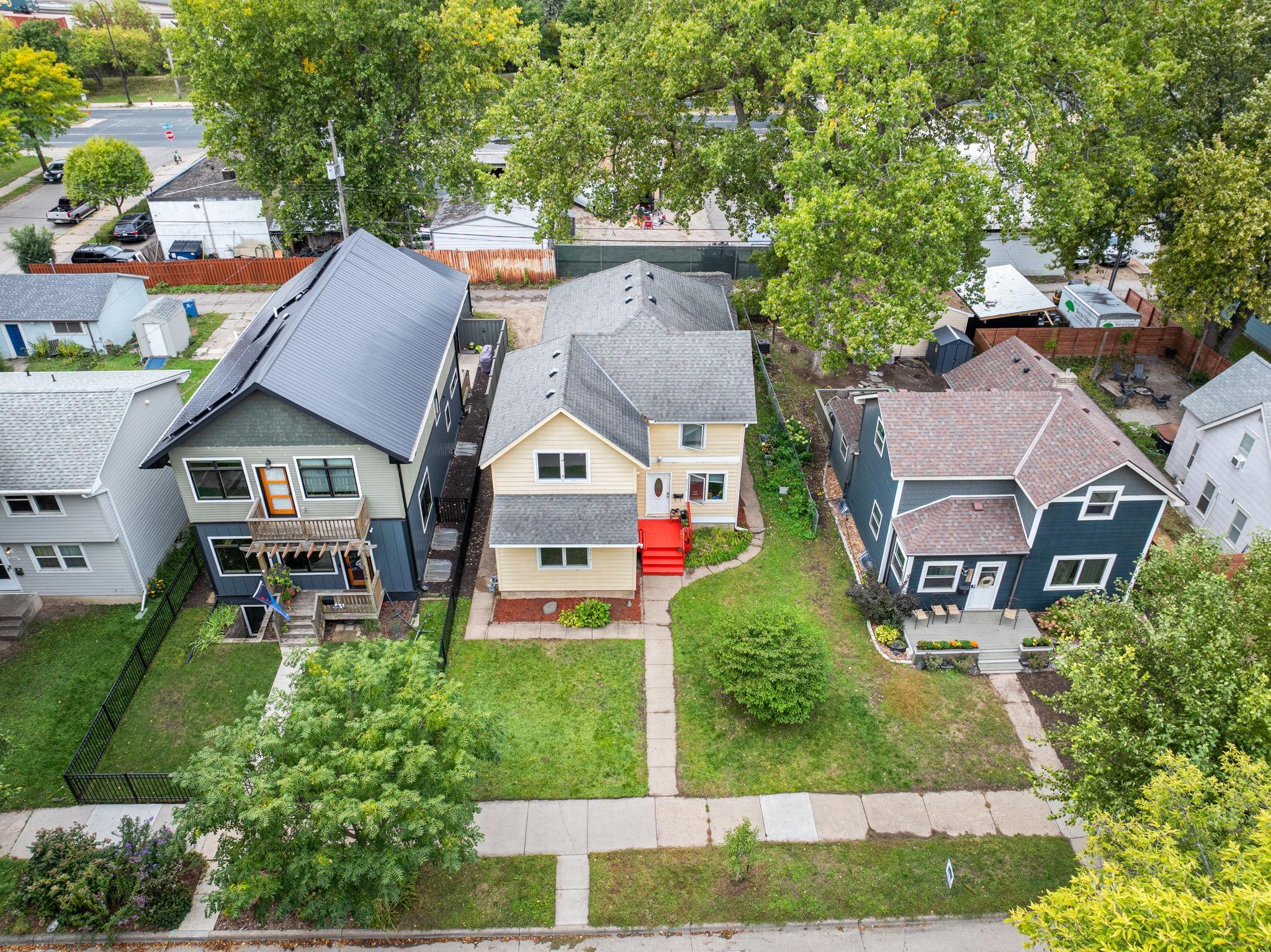 main property photo 41