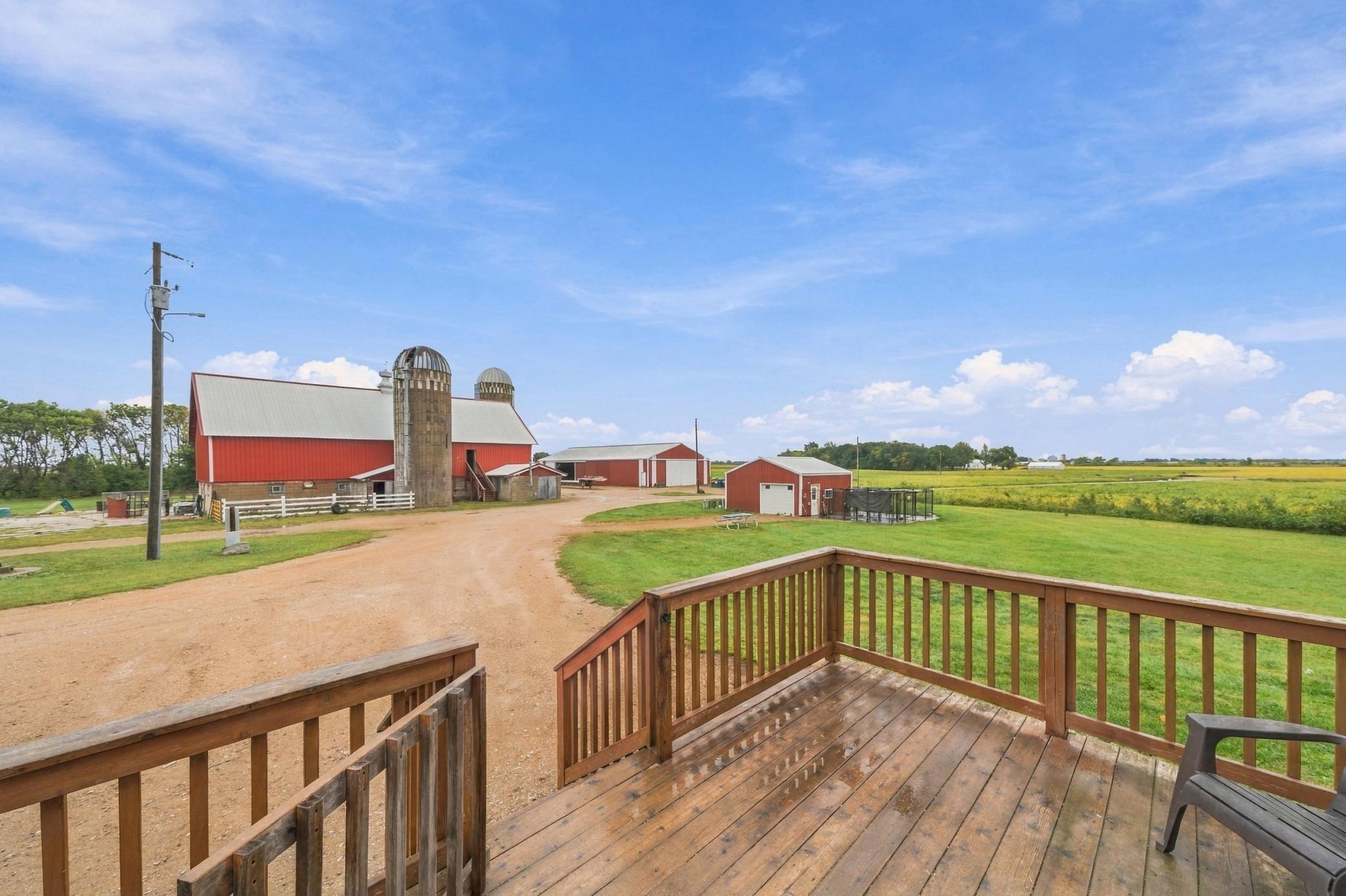 main property photo 39