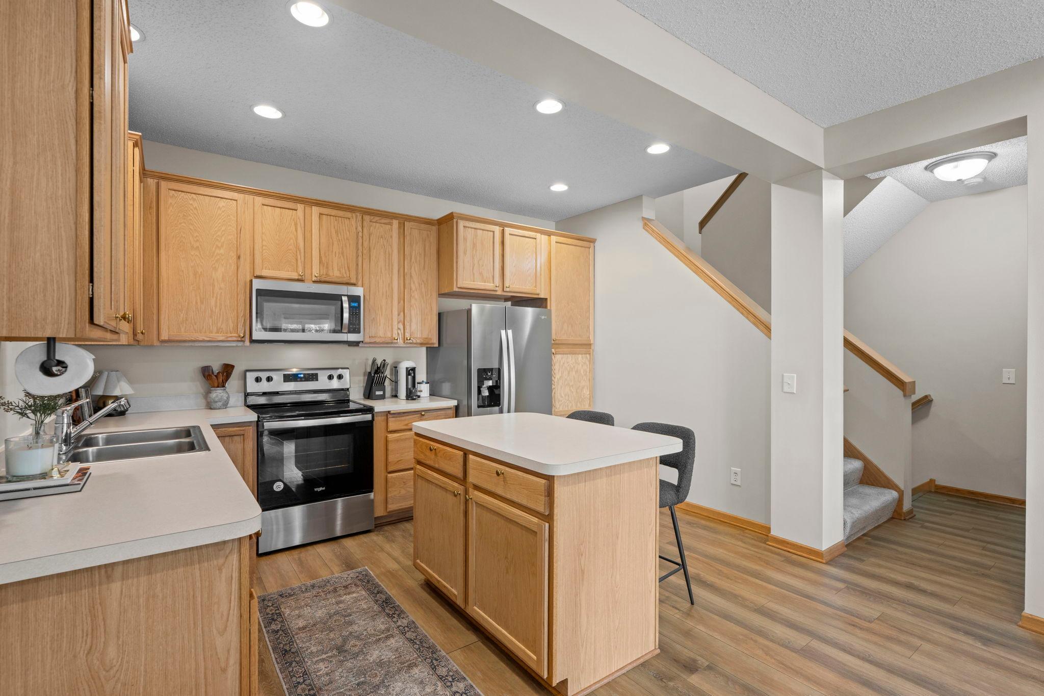 main property photo 11