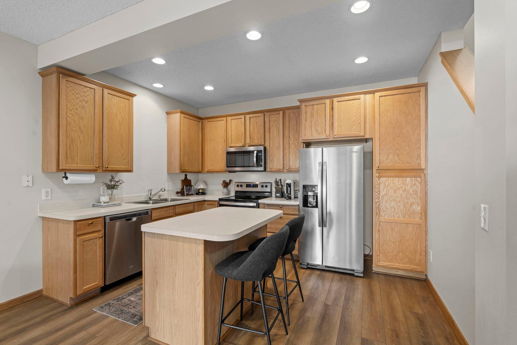 main property photo 13