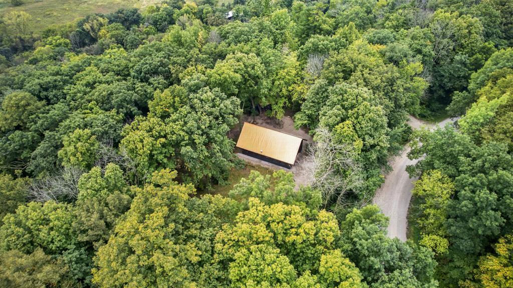main property photo 38