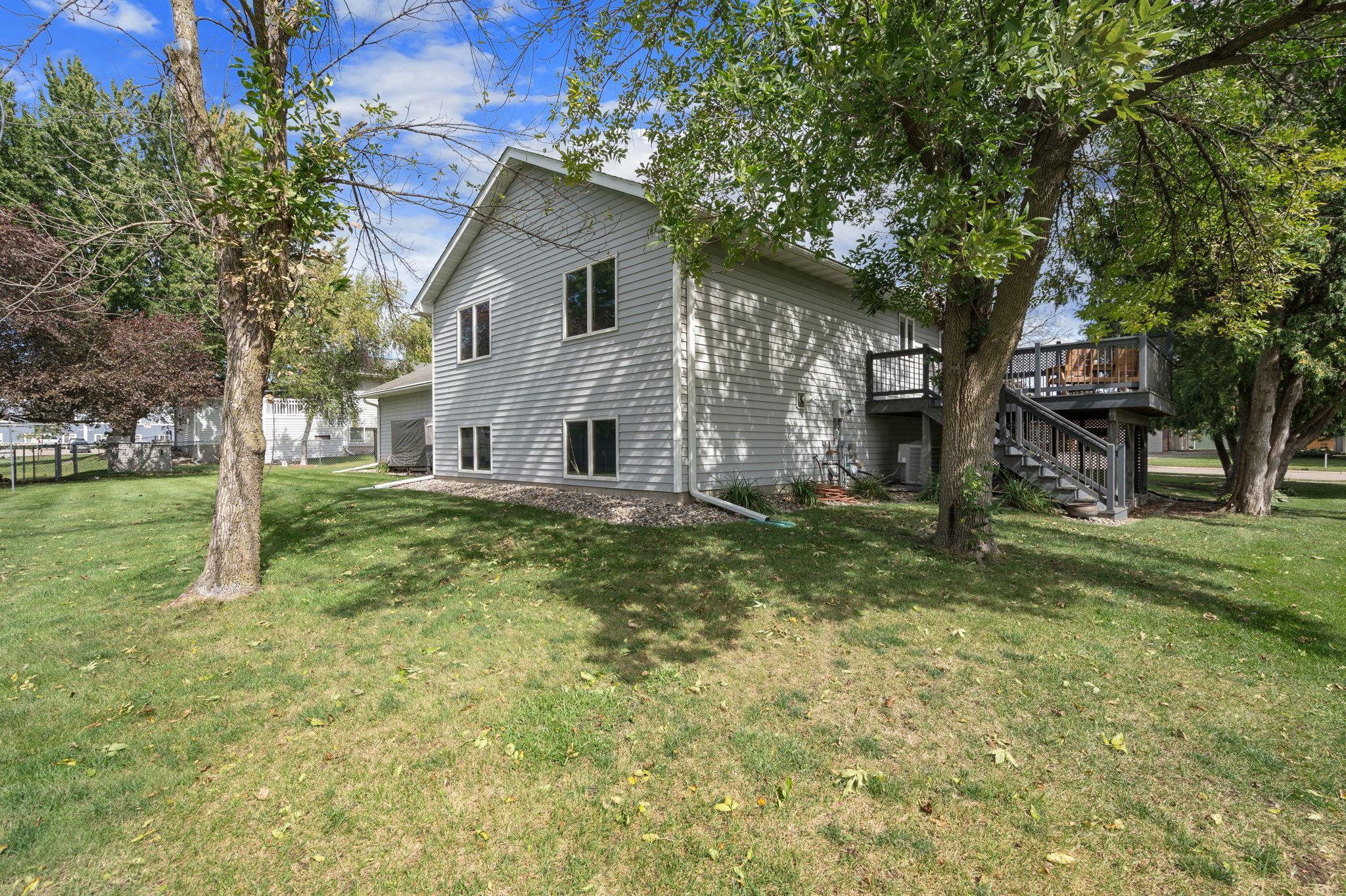 main property photo 32
