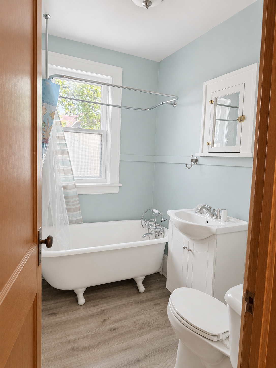 main property photo 13