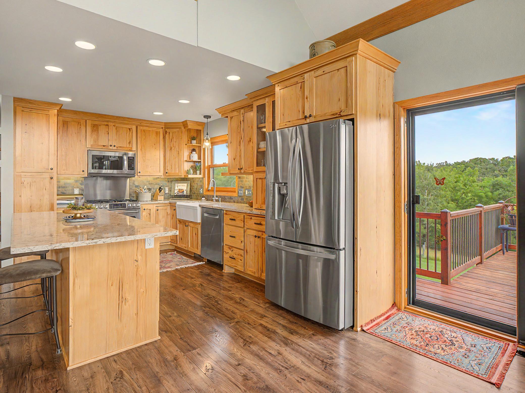main property photo 15