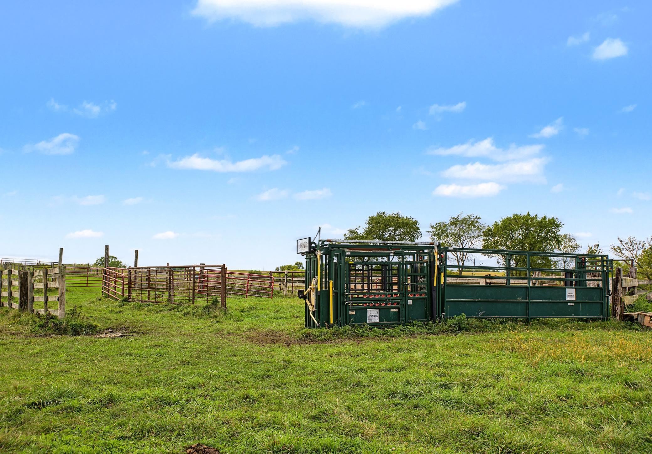 main property photo 50