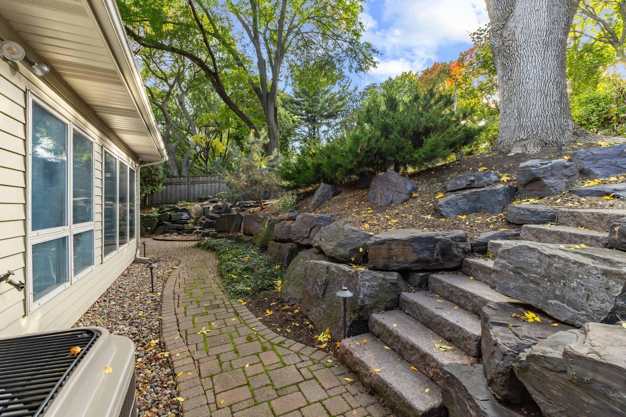 main property photo 85
