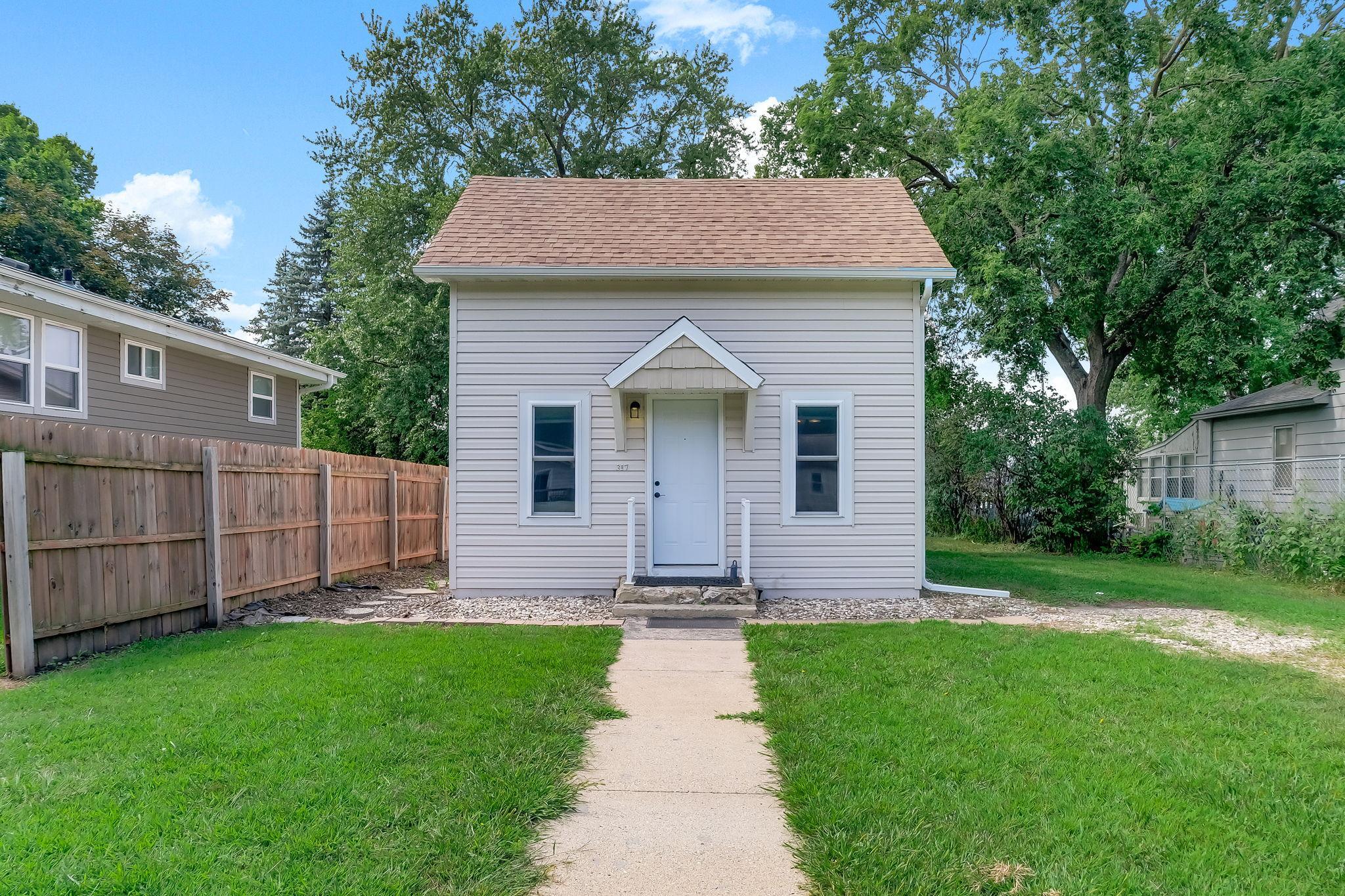 main property photo 1