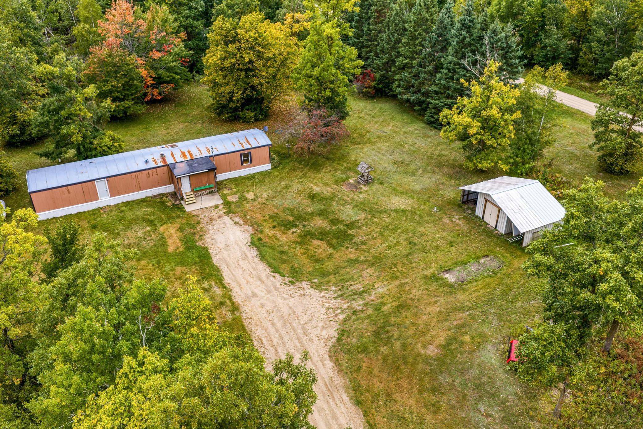 main property photo 32