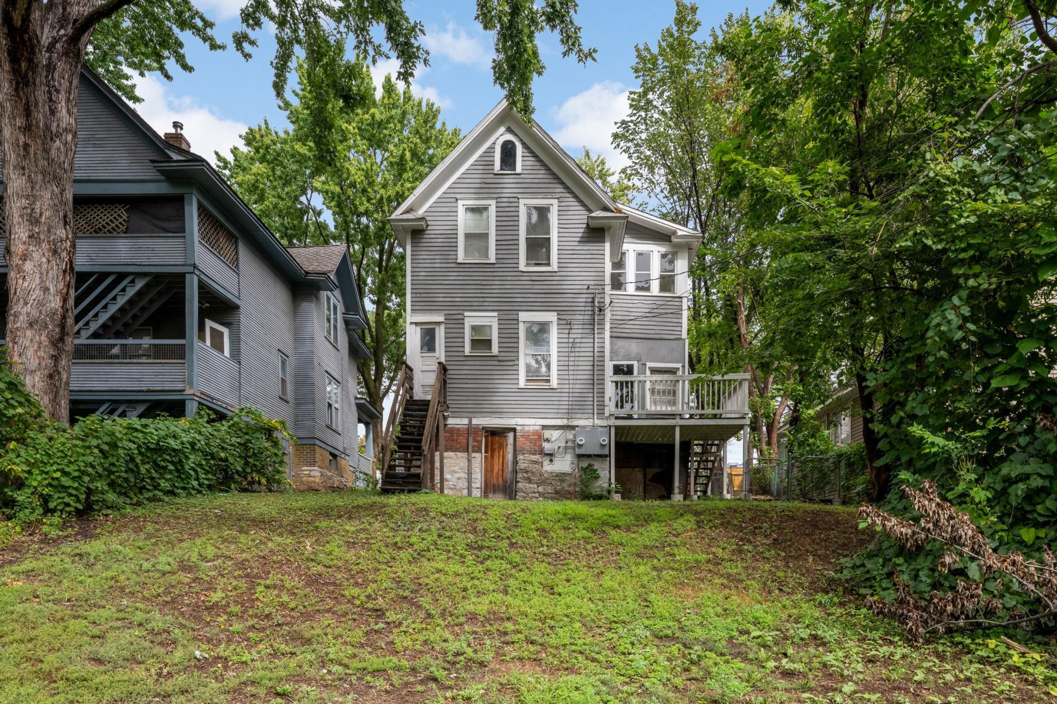 main property photo 16