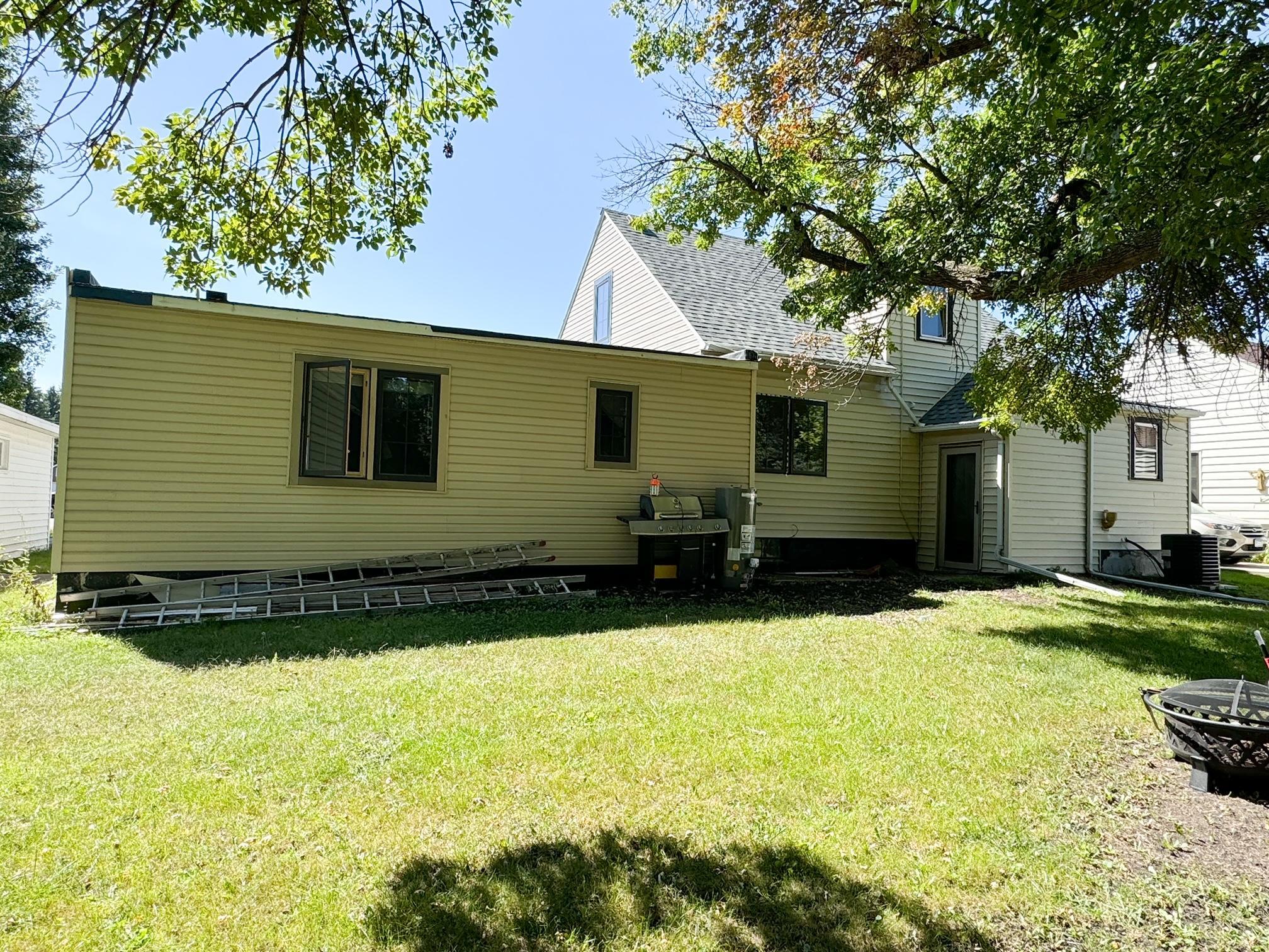 main property photo 28